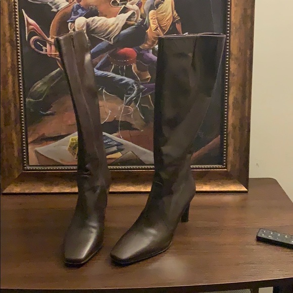 Luminani knee high leather dress boot - Picture 7 of 10